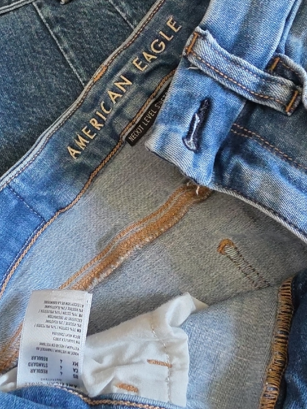 American Eagle Outfitters Blue Curvy High Rise Jegging